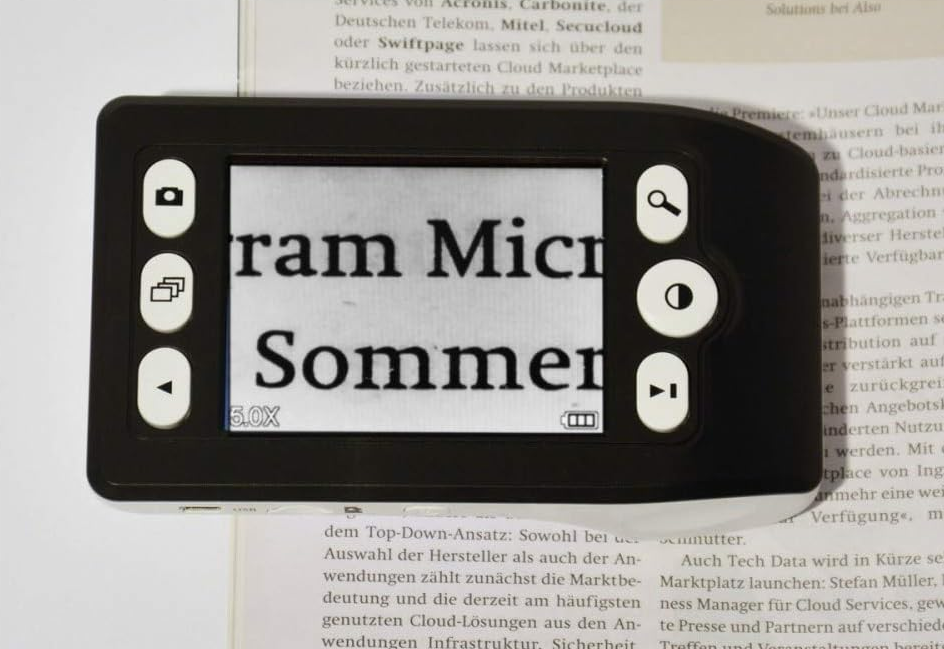 Screenshot 2024-11-25 at 21-45-25 Reflecta Digital Magnifier Scanner 4005039661433 Amazon.de Computer & Accessories.png